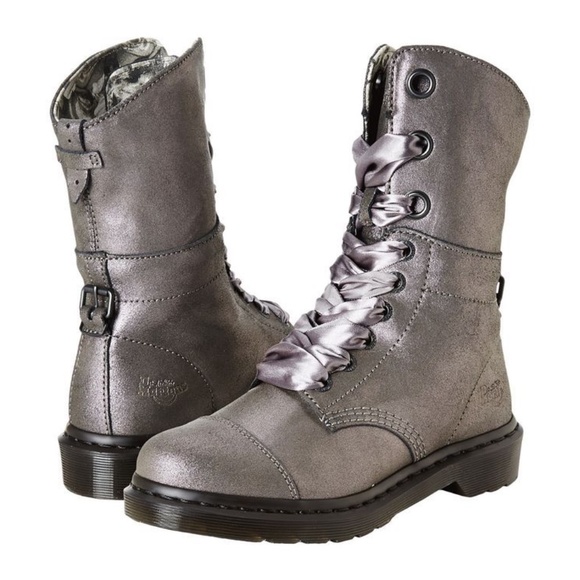 Dr. Martens Women's Aimilita Aimilie 9-Eye Toe Cap Pewter METALLIC SUEDE US 8 - Picture 2 of 4